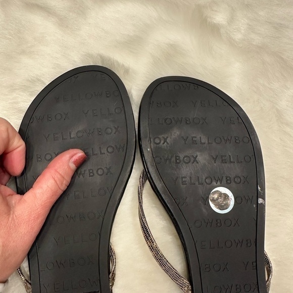 Yellow box, black and bronze flip-flop leather upper CHANNA 8 look new!! - Picture 8 of 8